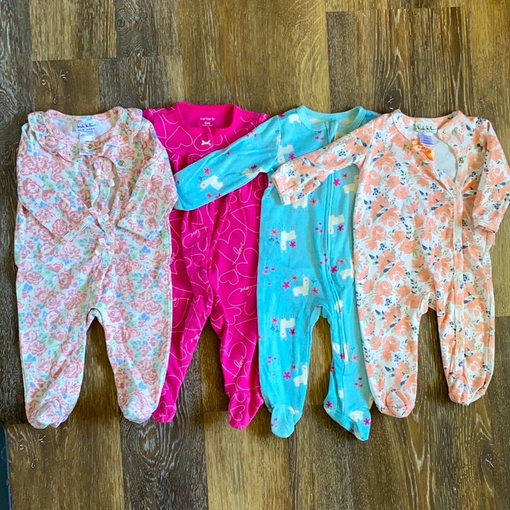 Baby girl 6-9 month onsies [set of 4]